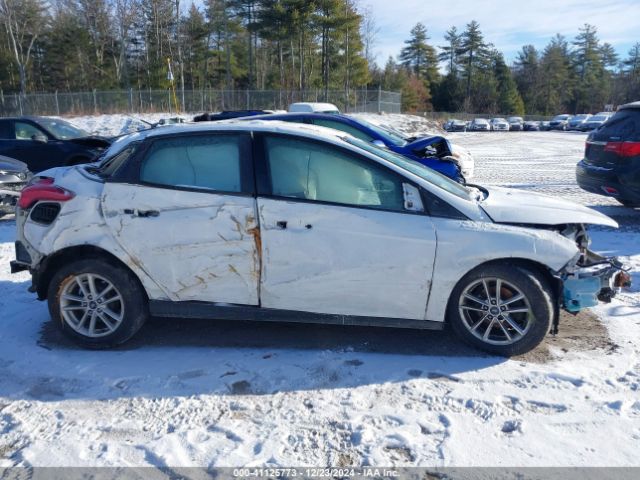 1FADP3K25JL315752 Ford FOCUS SE