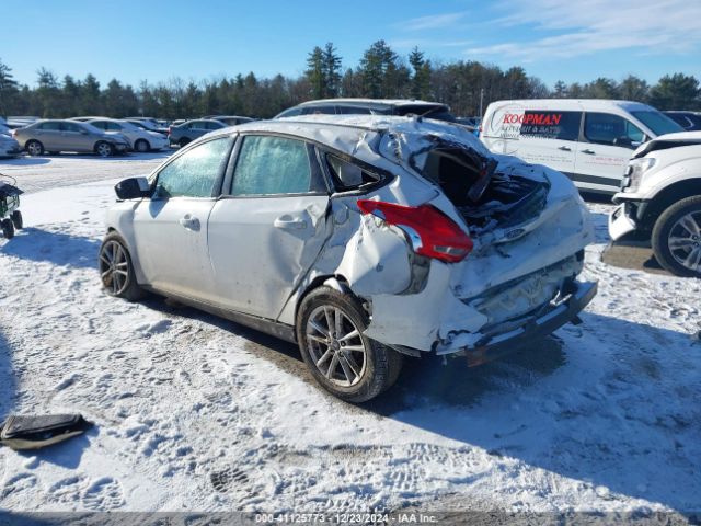 1FADP3K25JL315752 Ford FOCUS SE