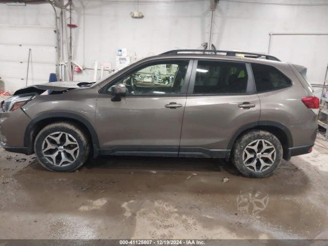 JF2SKAJC8LH473735 Subaru Forester Premium