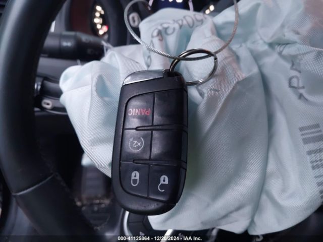 ZACCJBBB7JPH37339 Jeep Renegade Latitude 4x4