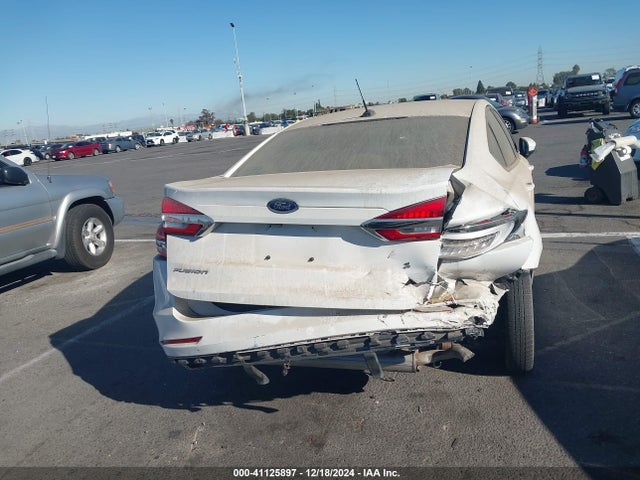 Ford FUSION S 2019 3FA6P0G70KR184034 Image 16