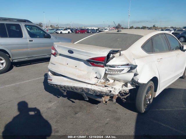Ford FUSION S 2019 3FA6P0G70KR184034 Image 6