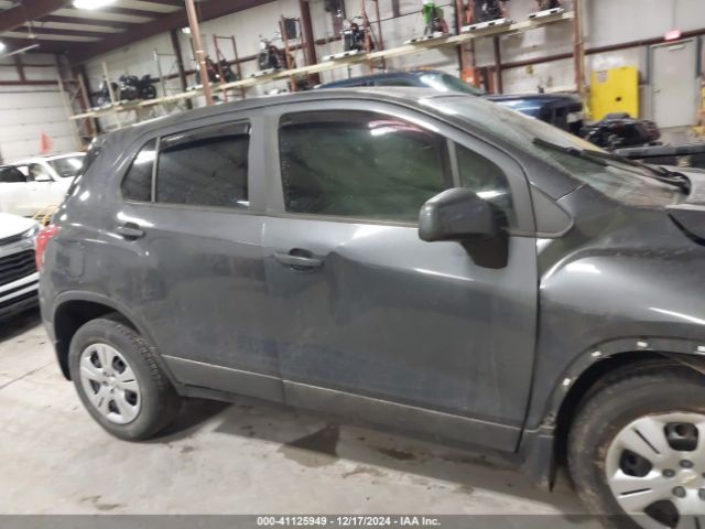 3GNCJKSB5GL271368 Chevrolet Trax 1ls