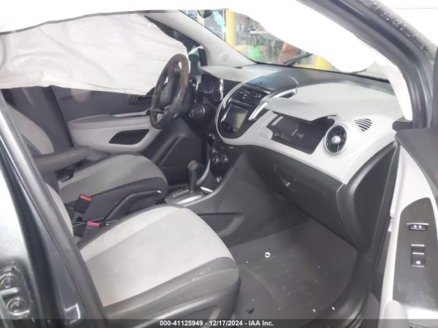 3GNCJKSB5GL271368 Chevrolet Trax 1ls