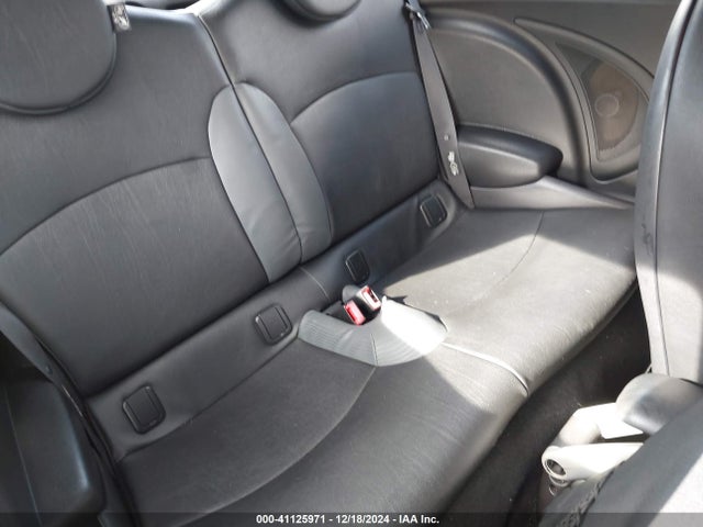 2008 MINI COOPER S WMWMF73558TV38507 Photo 7
