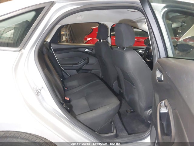 Ford FOCUS SE 2016 1FADP3F25GL255782 Image 8