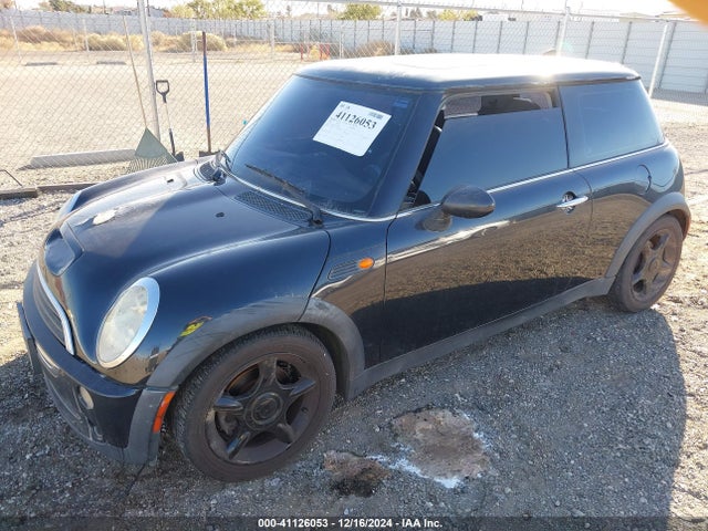 2005 MINI COOPER WMWRC33535TJ70346 Photo 1