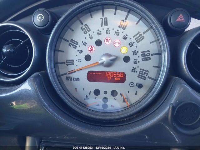 2005 MINI COOPER WMWRC33535TJ70346 Photo 6