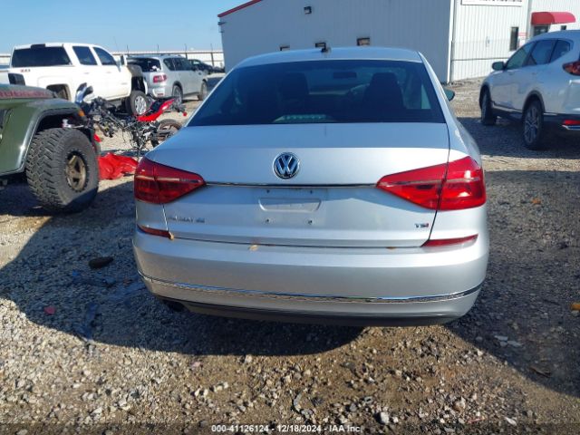 1VWBS7A3XGC006673 Volkswagen Passat 1.8t Se