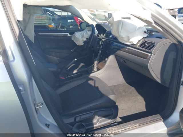 1VWBS7A3XGC006673 Volkswagen Passat 1.8t Se