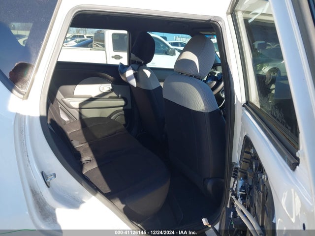 KIA Soul 2016 KNDJN2A22G7276425 Image 8