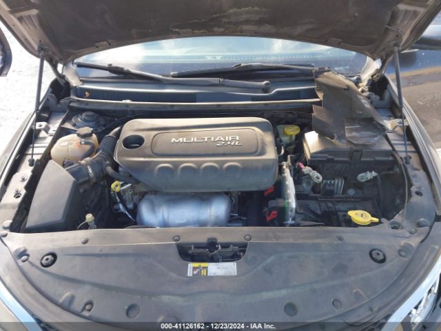1C3CCCAB4FN589866 Chrysler 200 Limited