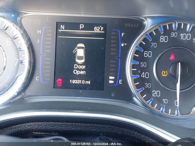 1C3CCCAB4FN589866 Chrysler 200 Limited