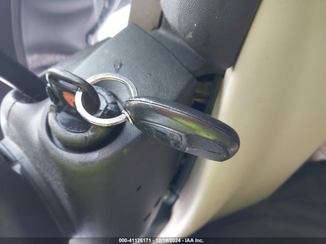 2005 CADILLAC CTS 1G6DP567350132632 Photo 10