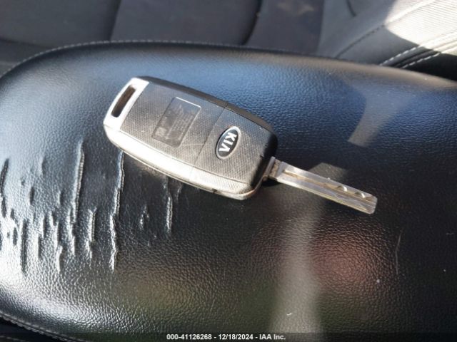 KNDJN2A25G7872547 KIA Soul