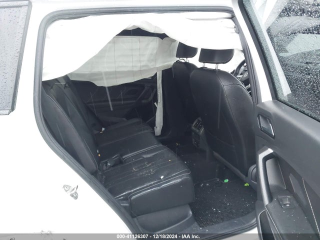 3VV8B7AX6NM039523 Volkswagen Tiguan 2.0t Se R-line Black