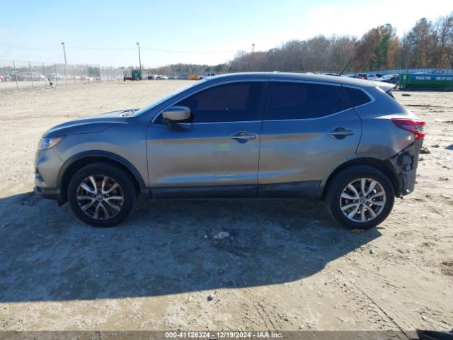 JN1BJ1AV1MW303431 Nissan Rogue Sport S Fwd Xtronic Cvt