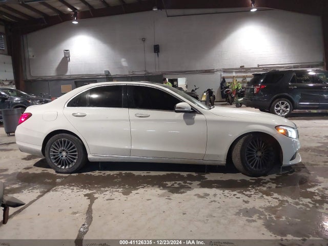 55SWF4KBXFU094945 Mercedes-Benz C 300 4matic/luxury 4matic/sport 4matic