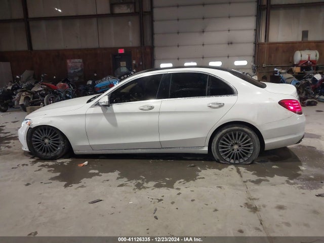 55SWF4KBXFU094945 Mercedes-Benz C 300 4matic/luxury 4matic/sport 4matic