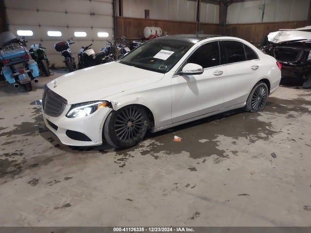 55SWF4KBXFU094945 Mercedes-Benz C 300 4matic/luxury 4matic/sport 4matic