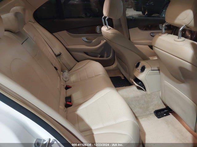 55SWF4KBXFU094945 Mercedes-Benz C 300 4matic/luxury 4matic/sport 4matic
