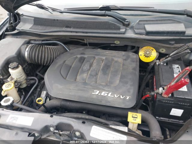 2C4RC1CG4ER372015 Chrysler Town & Country Touring-l