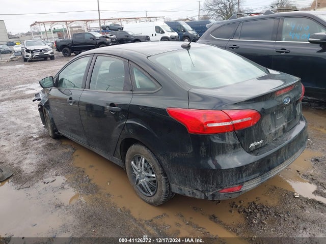 1FADP3E21HL338953 Ford FOCUS S