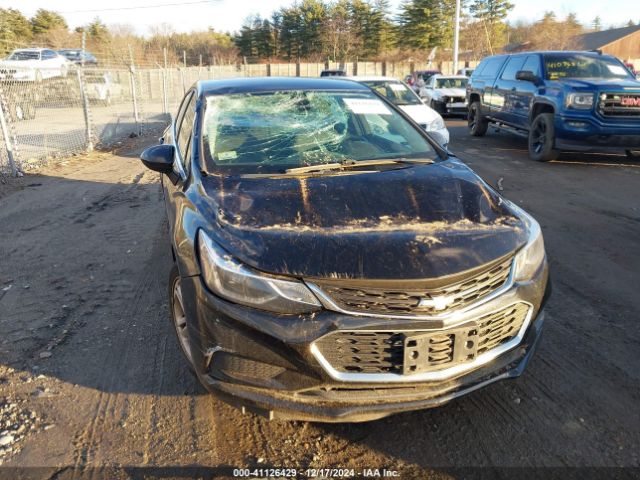 1G1BE5SM7J7122105 Chevrolet Cruze Lt Auto