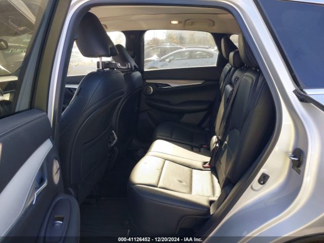 3PCAJ5M10KF128552 Infiniti Qx50 Essential