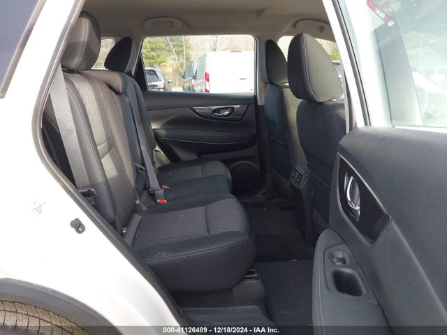 Nissan ROGUE S 2017 KNMAT2MV2HP617321 Image 8