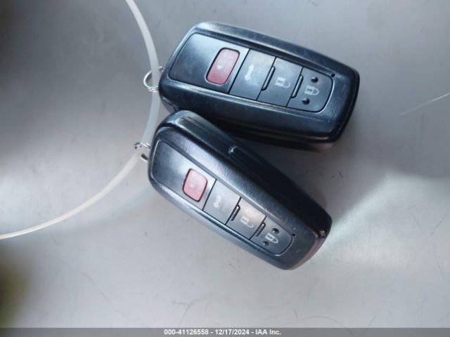 4T1B61HK5KU165942 Toyota CAMRY XSE