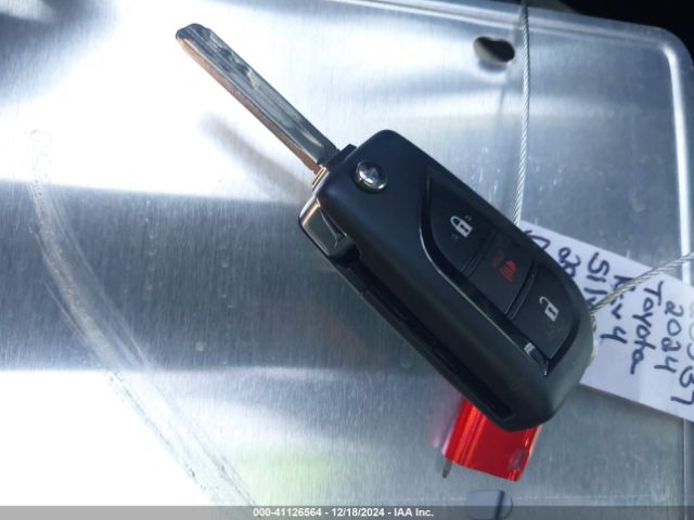 2T3H1RFV7RC295924 Toyota RAV4 LE