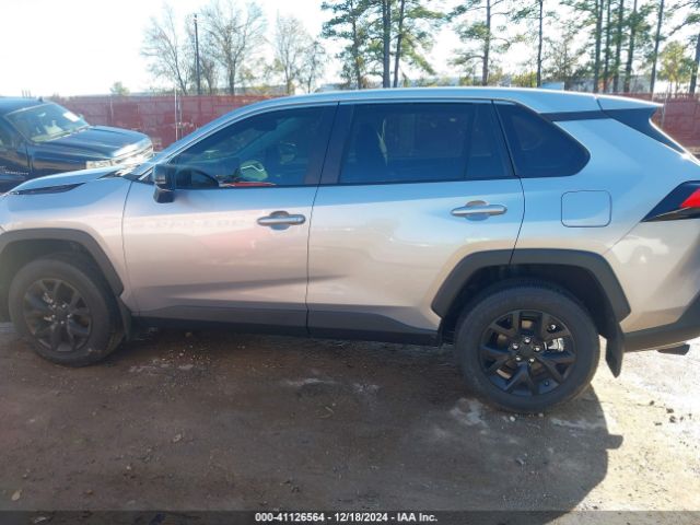 2T3H1RFV7RC295924 Toyota RAV4 LE