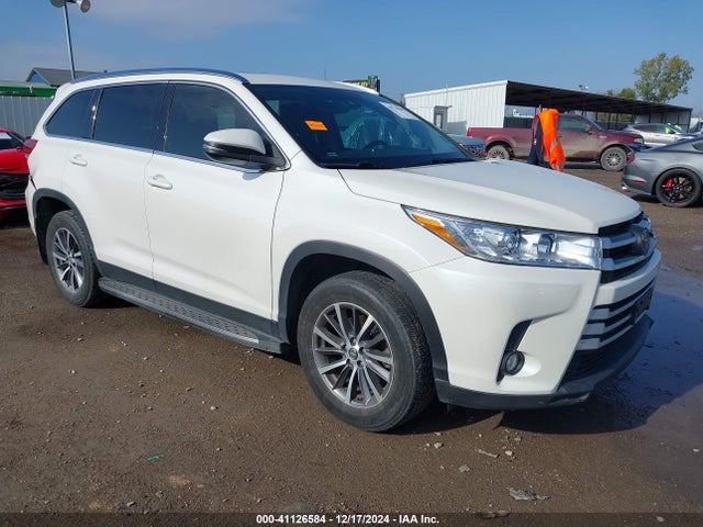 Toyota Highlander Xle 2019 5TDKZRFH1KS572002 Image 1