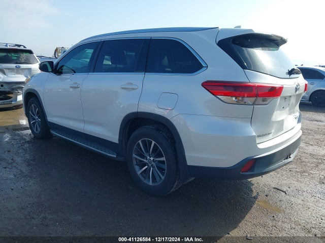 Toyota Highlander Xle 2019 5TDKZRFH1KS572002 Image 3