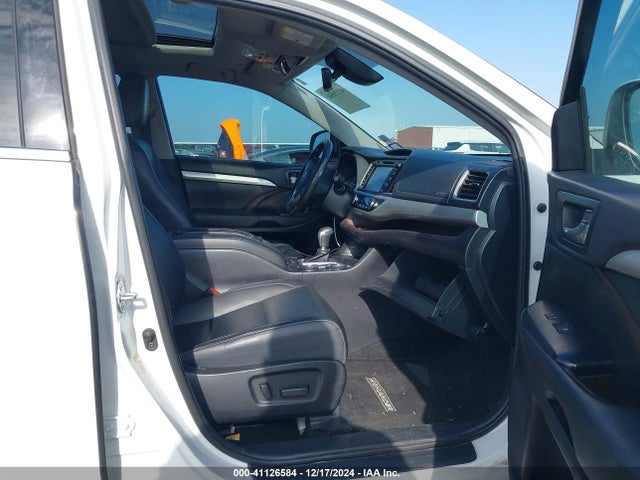 Toyota Highlander Xle 2019 5TDKZRFH1KS572002 Image 5