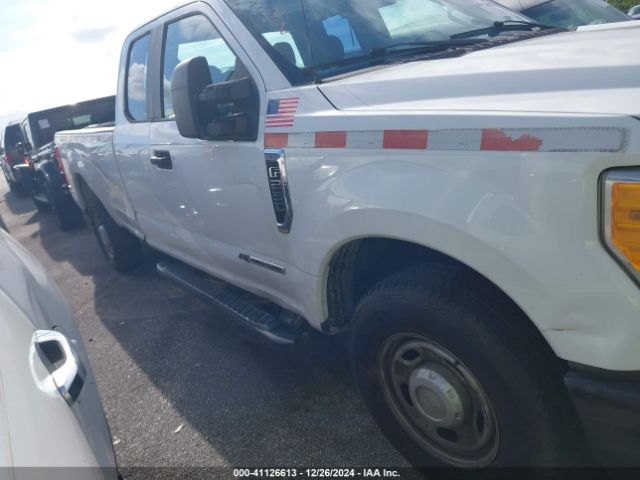 1FT7X2ATXHEB45382 Ford F-250 Xl