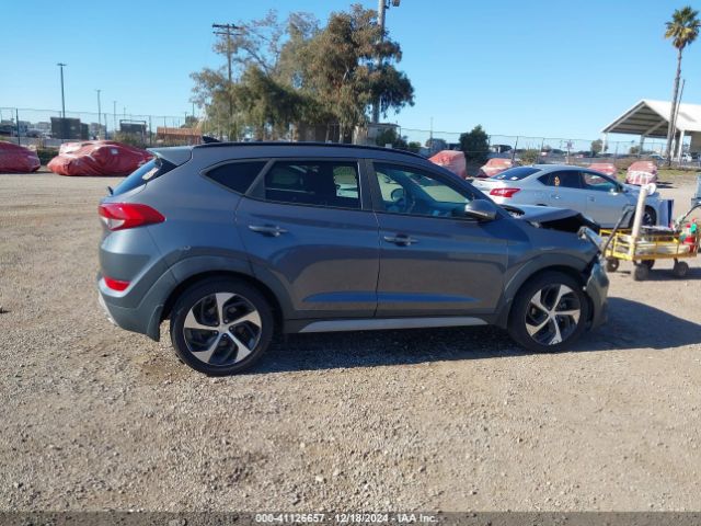 KM8J33A22JU623798 Hyundai Tucson Value