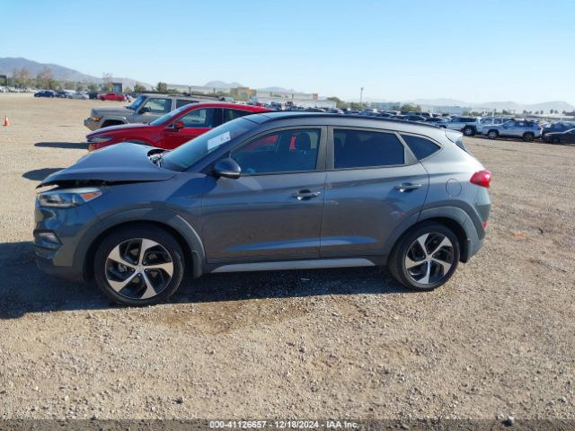 KM8J33A22JU623798 Hyundai Tucson Value
