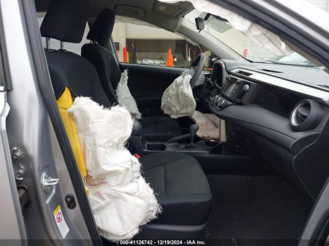 JTMZFREV6JJ175170 Toyota RAV4 LE