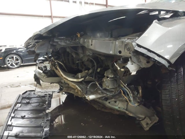 1FADP3F27JL294817 Ford FOCUS SE