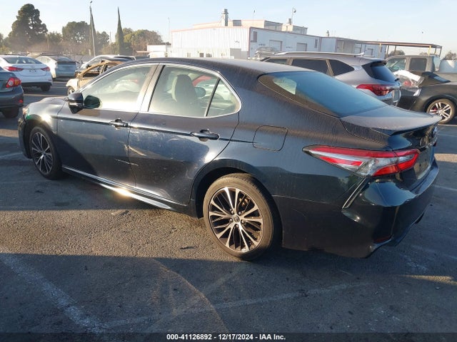 Toyota CAMRY SE 2018 4T1B11HK4JU549756 Image 3