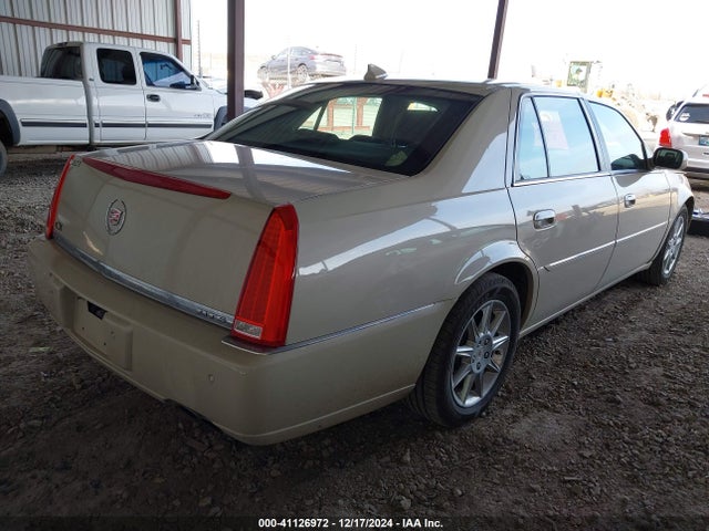 2010 CADILLAC DTS 1G6KD5EY3AU137052 Photo 3