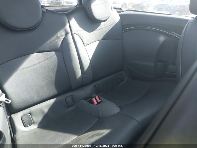 2008 MINI COOPER S CLUBMAN WMWMM33548TP87976 Photo 7