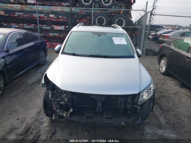 WVGAV7AX1GW606968 Volkswagen TIGUAN SE