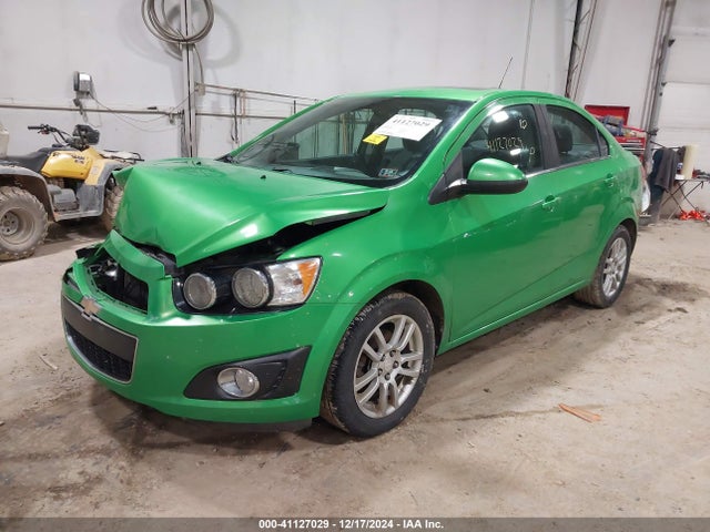 Chevrolet Sonic Lt Auto 2015 1G1JC5SG2F4125515 Image 2