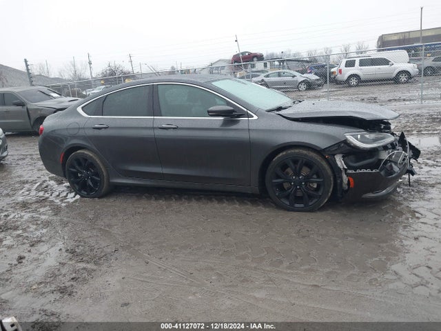 1C3CCCEG3FN511228 Chrysler 200 C