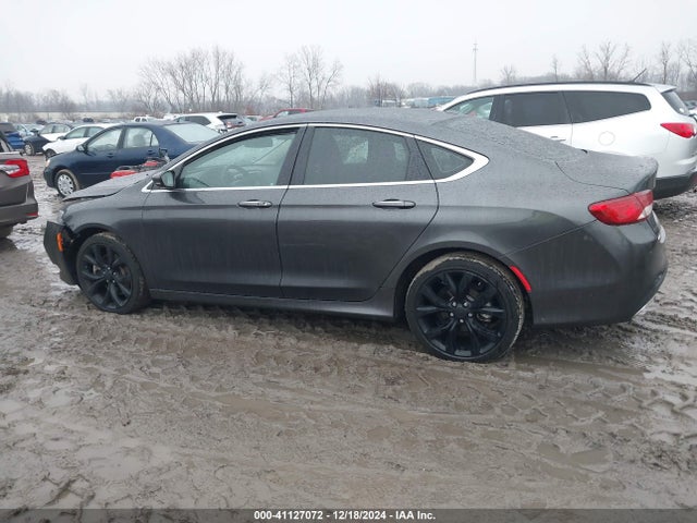 1C3CCCEG3FN511228 Chrysler 200 C