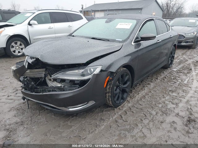 1C3CCCEG3FN511228 Chrysler 200 C