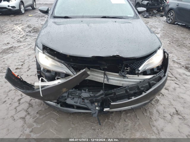 1C3CCCEG3FN511228 Chrysler 200 C